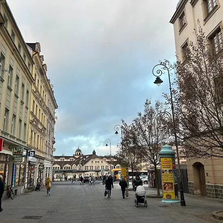Cozy Bright Flat In Centre Karlovy Vary